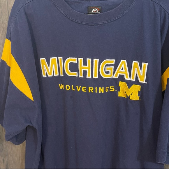 Vintage Pro Player Michigan Wolverines Shirt - Picture 2 of 6